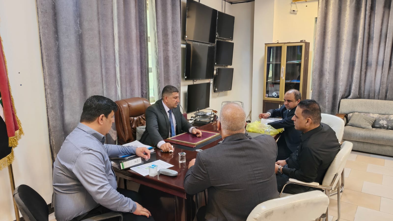 لجنة تقييم الواقع العلمي والأكاديمي تزور كلية الهندسة في جامعة المثنى - صورة 2